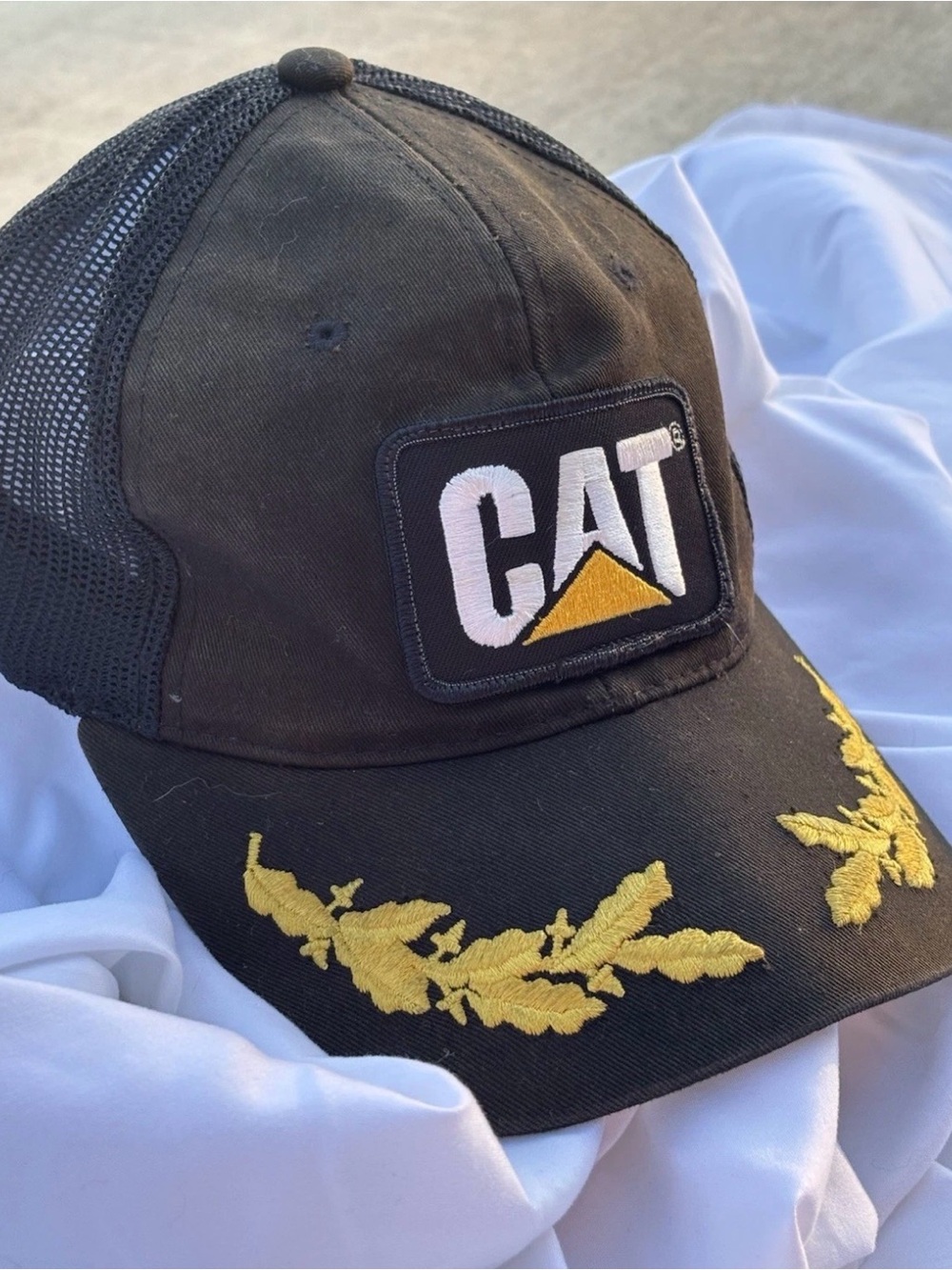 Vintage CAT Caterpillar Equip Scrambled Eggs Trucker Hat Snapback Cap Workwear